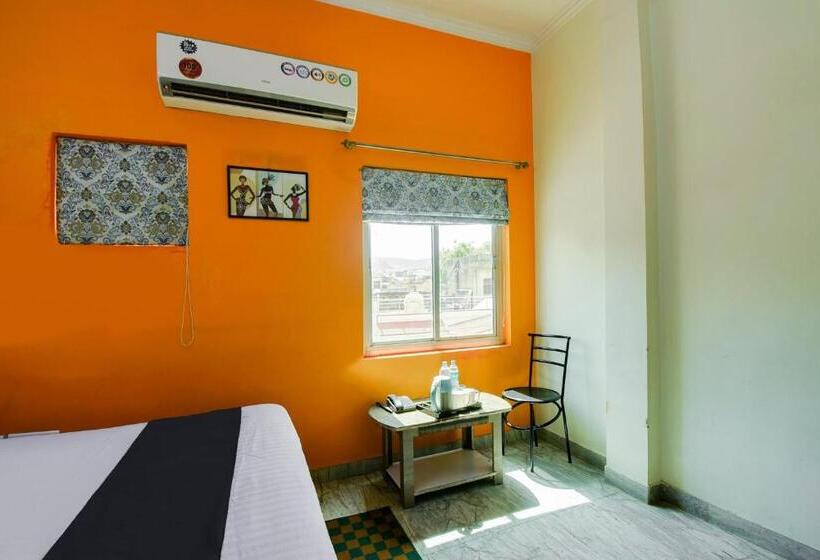 غرفة كلاسيكية ثلاثية, Oyo Hotel Amer