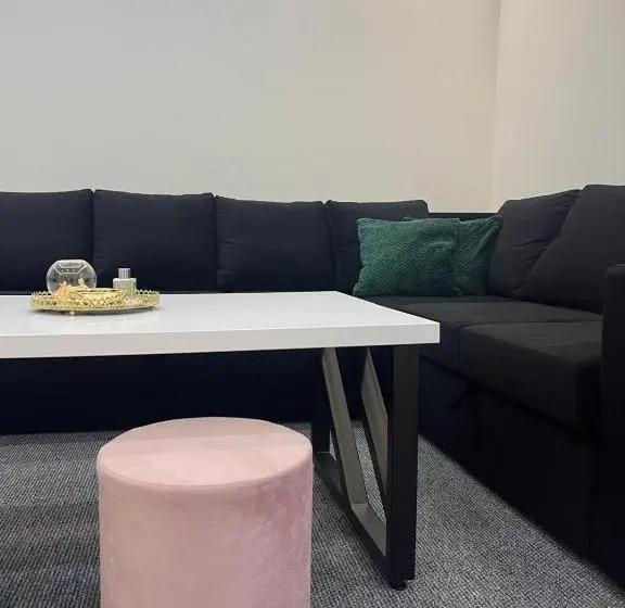 آپارتمان 1 خوابه همکف, Apartman H13