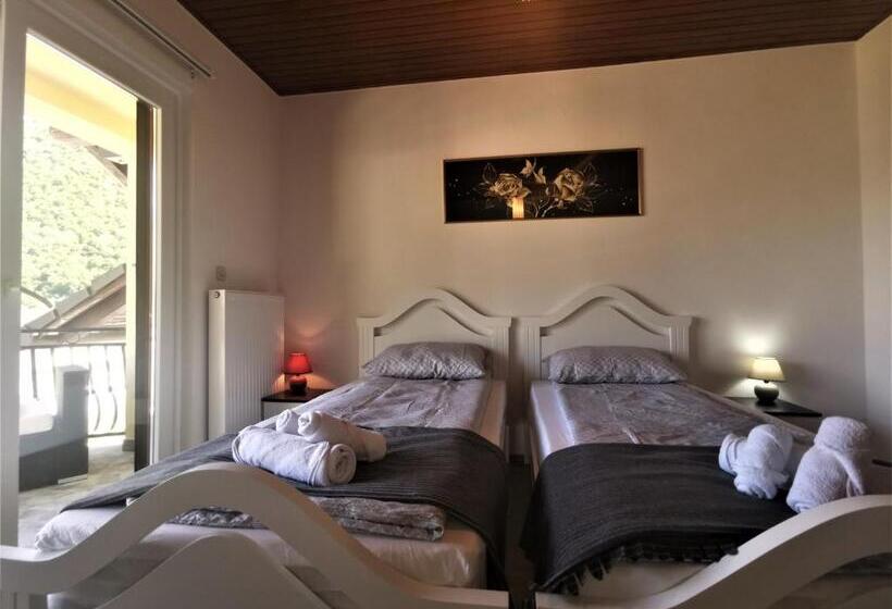 اتاق استاندارد با بالکن, Hana Inn   Smjestaj Sa Upotrebom Kuhinje