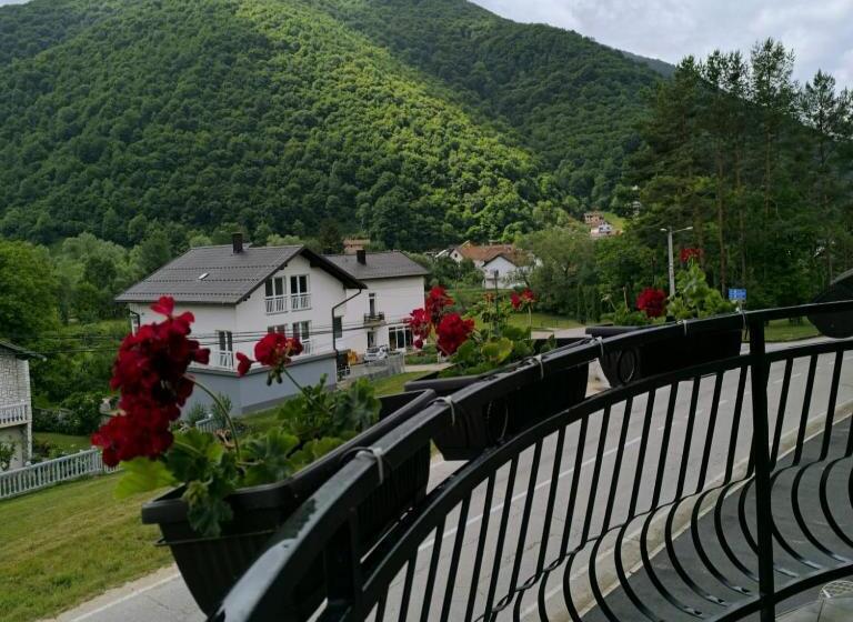 اتاق استاندارد با بالکن, Hana Inn   Smjestaj Sa Upotrebom Kuhinje