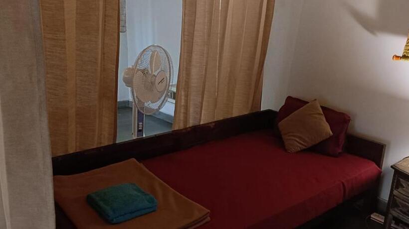 سوییت با چشمانداز استخر, Satori Wellness Cottages I Yoga Retreat, Sauna, Holistic Therapies & More