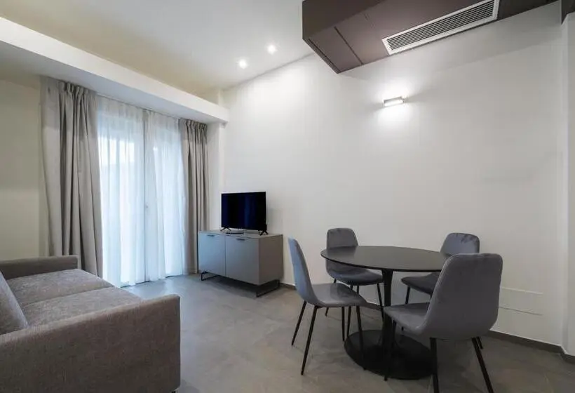 آپارتمان 1 خوابه همکف, Residence Goldoni6 Suite Apartment
