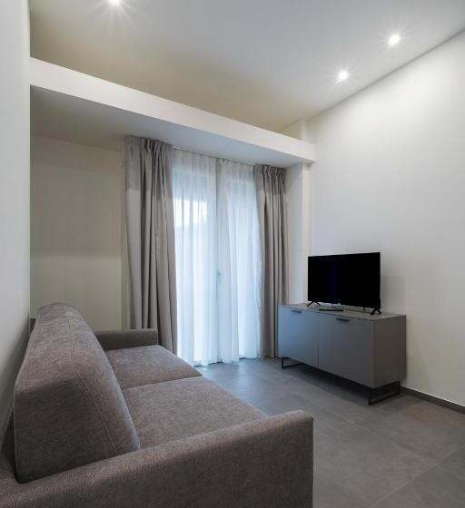 آپارتمان 1 خوابه همکف, Residence Goldoni6 Suite Apartment
