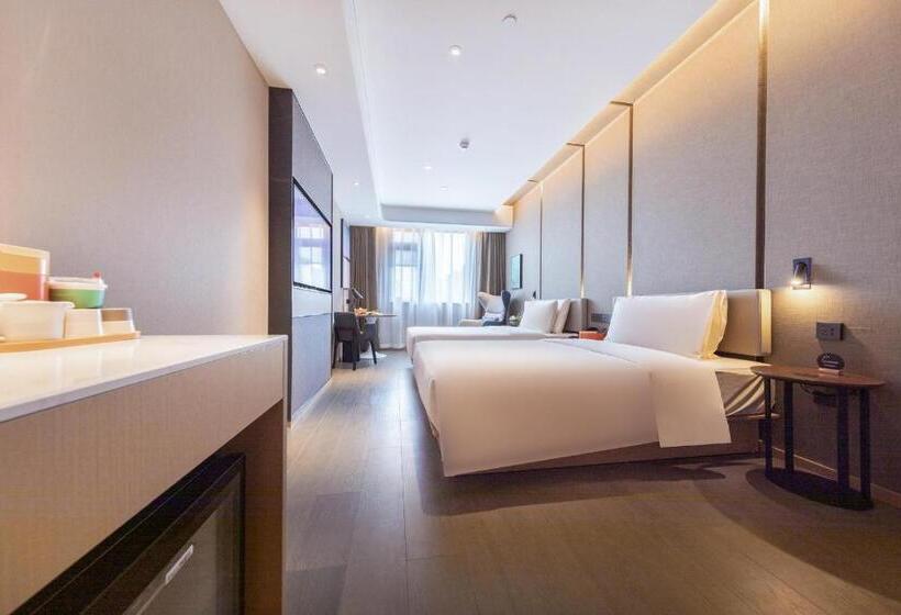 Номер Deluxe, Atour Hotel Nanjing Drum Town Qingliang Gate