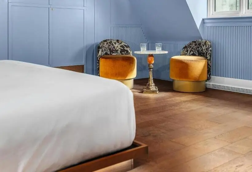 Superior-huone, Hôtel Maurice