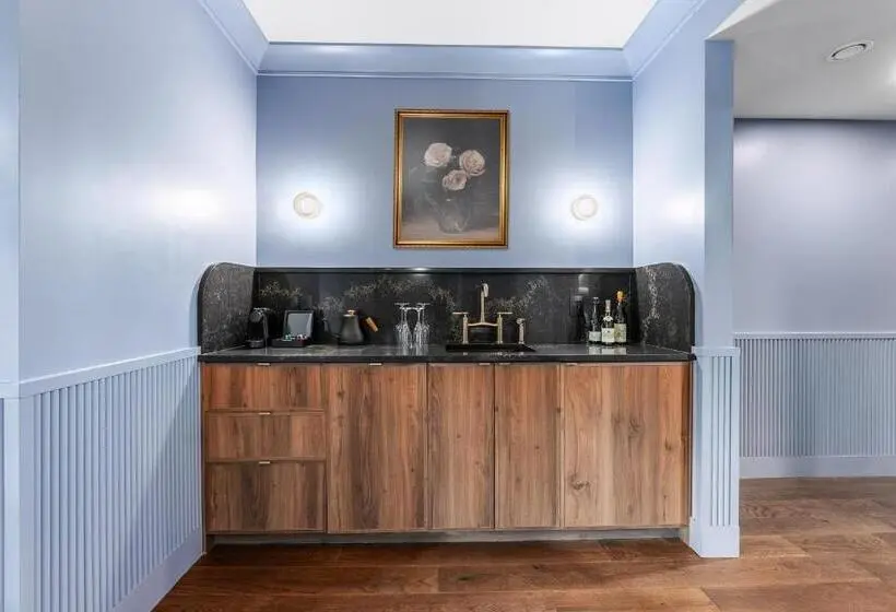 Deluxe Neljän Hengen Huone, Hôtel Maurice