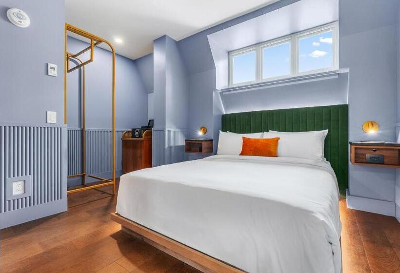 Номер Стандарт, Hôtel Maurice