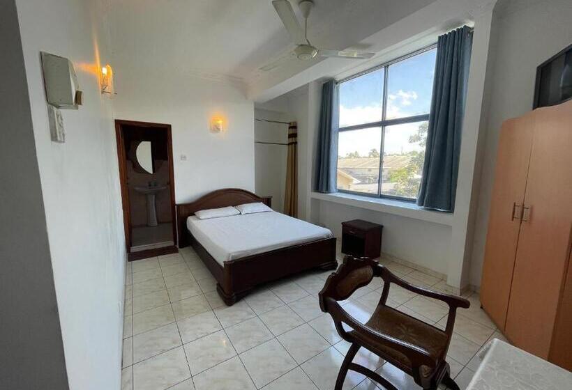 חדר סטנדרט, Misuki