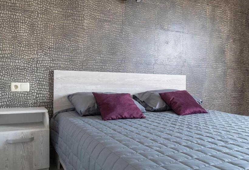 Номер Стандарт, Qzone Family Club санжейка