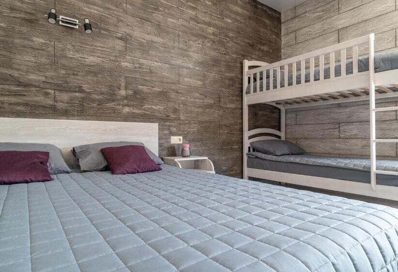 Семейный Полулюкс, Qzone Family Club санжейка