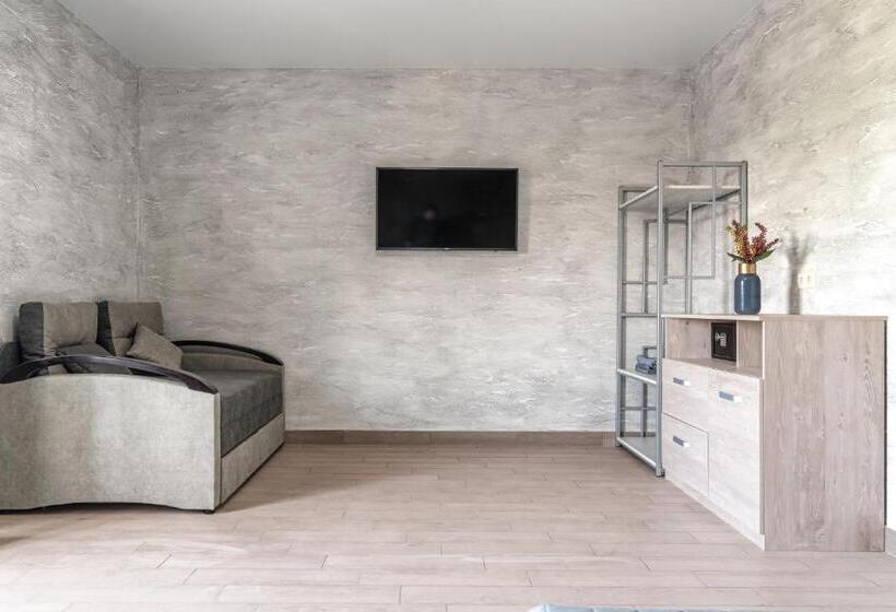 Четырехместный Номер Deluxe, Qzone Family Club санжейка