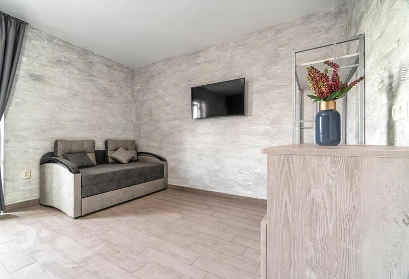 Четырехместный Номер Deluxe, Qzone Family Club санжейка