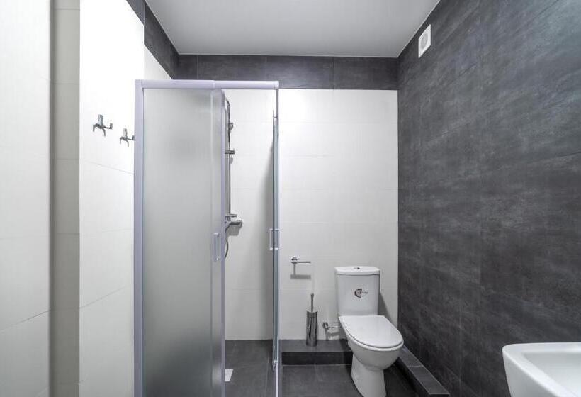 Четырехместный Номер Deluxe, Qzone Family Club санжейка