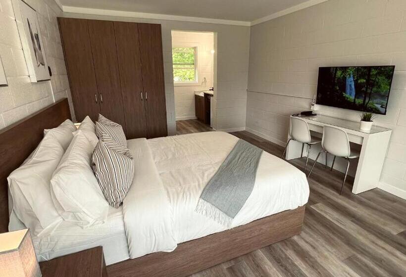 شقة غرفتين, Stay Inn Muskoka