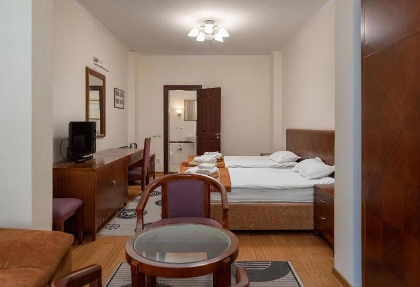 اتاق سوپریور, Talisman Village