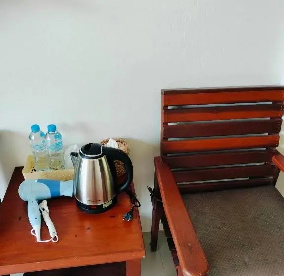 اتاق استاندارد با بالکن, Jigsaw Cafe & Resort