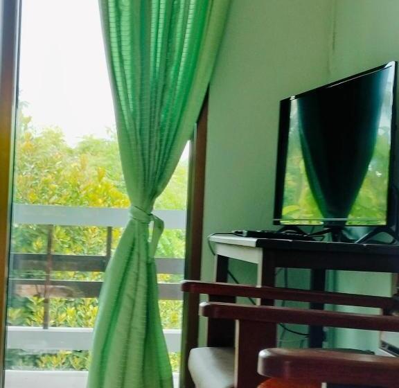 스탠다드 발코니 룸, Jigsaw Cafe & Resort