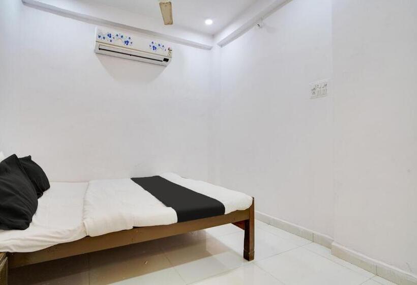 Трехместный Номер Классика, Oyo Hotel Silver Plaza