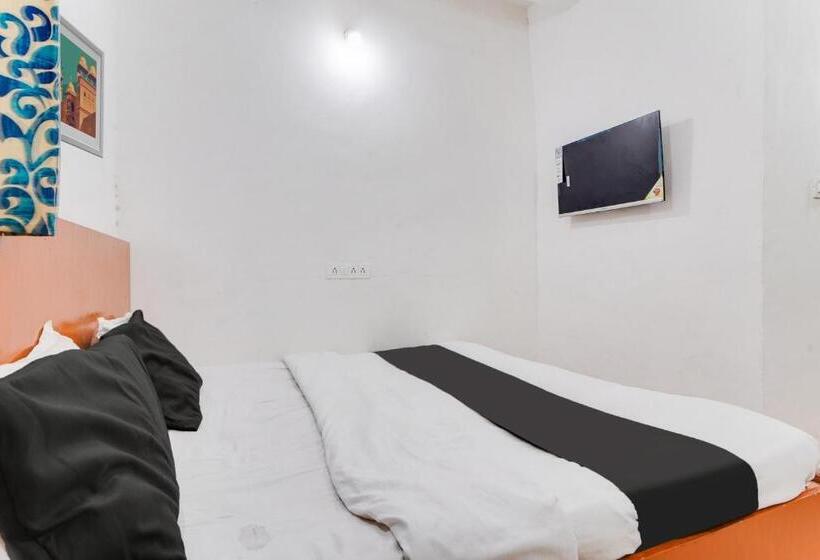 Трехместный Номер Классика, Oyo Hotel Silver Plaza