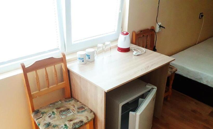 スタンダードトリプルルーム, къща за гости янка