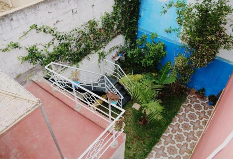 غرفة عائلية مطلّة علي الحديقة, Dar Al Baraka