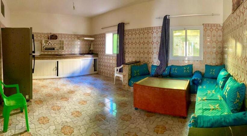 غرفة عائلية مطلّة علي الحديقة, Dar Al Baraka