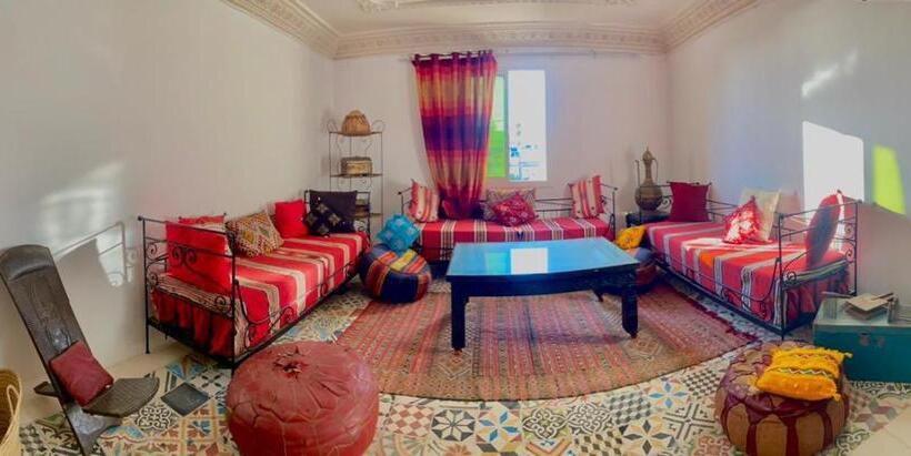 غرفة عائلية مطلّة علي الحديقة, Dar Al Baraka