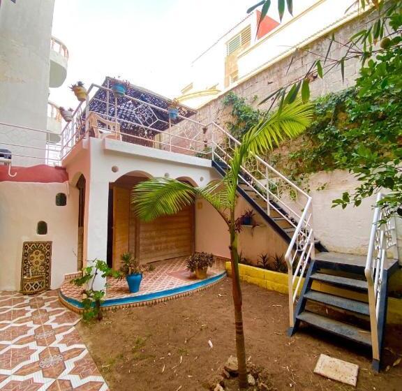 غرفة عائلية, Dar Al Baraka