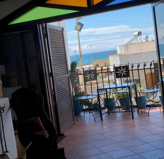 جناح ديلوكس مطل على البحر, Dar Al Baraka