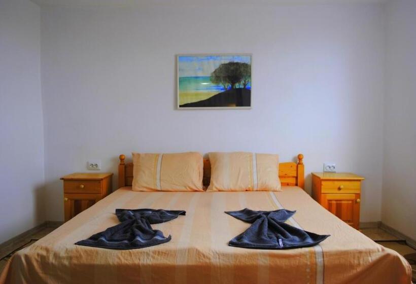 إستوديو قياسى مطلّ علي الحديقة, Sinemoria Apartment