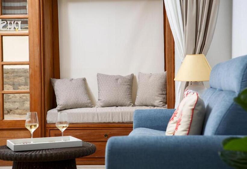 شقة غرفة واحدة, Trèsor