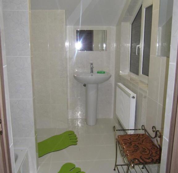 اتاق استاندارد, U Bogdana