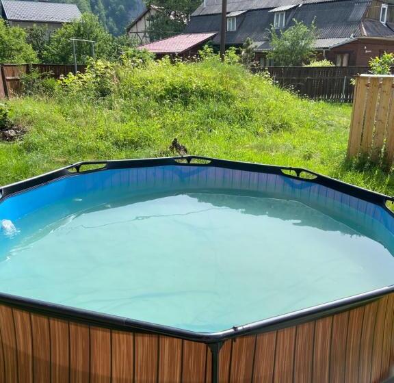 آپارتمان 1 خوابه, U Bogdana