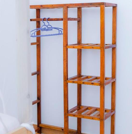 اتاق استاندارد, Raha House