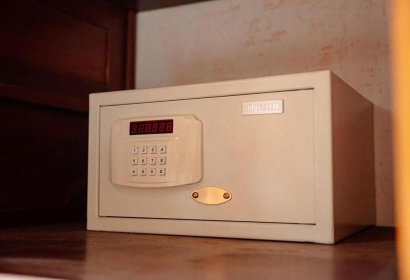 سوییت, Sharazade Boutique Stay Pool Magical Setting