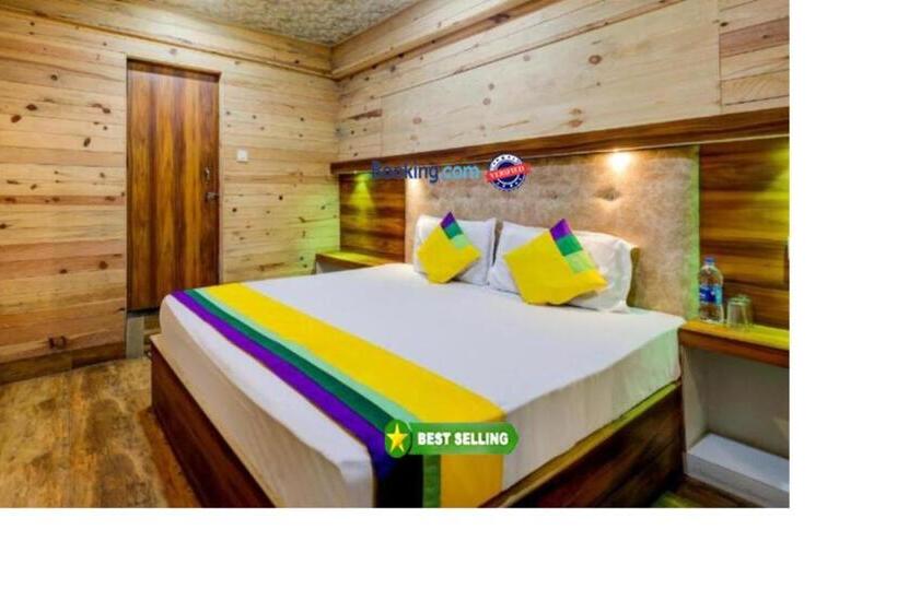 豪华房间, Grg Hotel Vinayak Nainital Near Naini Lake With Mountain View   Mall Road