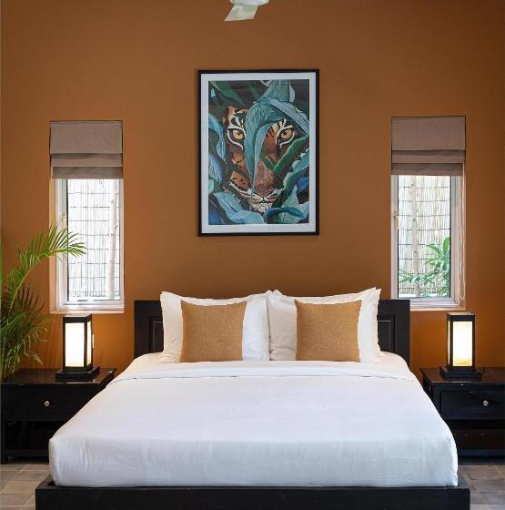 スタンダードルーム, Babel Boutique