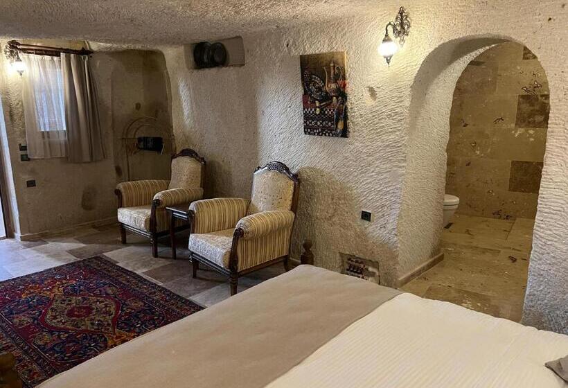 Номер Superior, Library Cave House