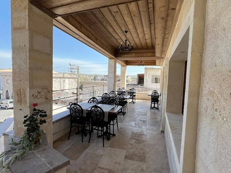 豪华房间, Library Cave House