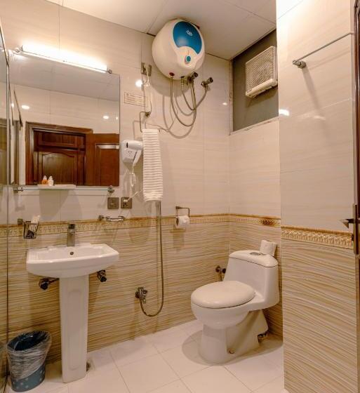 اتاق سوپریور خانوادگی, Shelton S Rezidor Peshawar