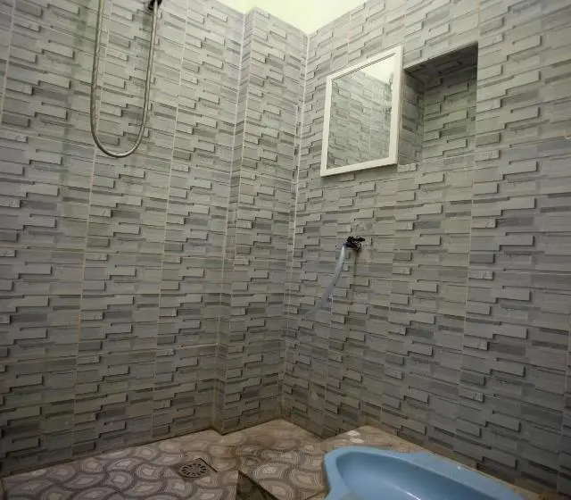 シングルベーシックルーム, Spot On 93943 Sakinah Homestay Bromo Syariah