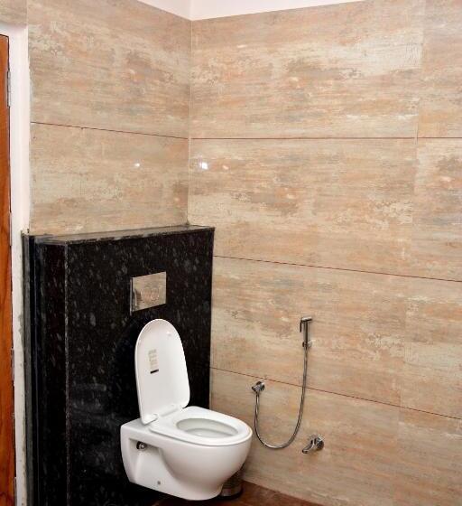 غرفة عائلية, Mehandipur Residency By Tathaastu