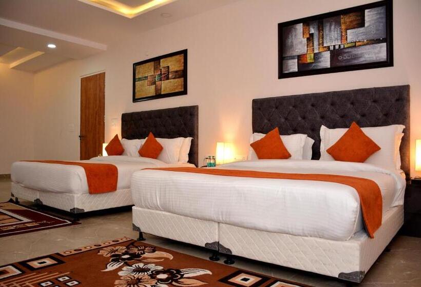 غرفة عائلية, Mehandipur Residency By Tathaastu