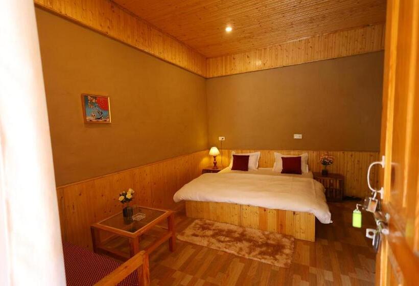 디럭스 스위트, Tirthan Village Resort   Tirthan Valley