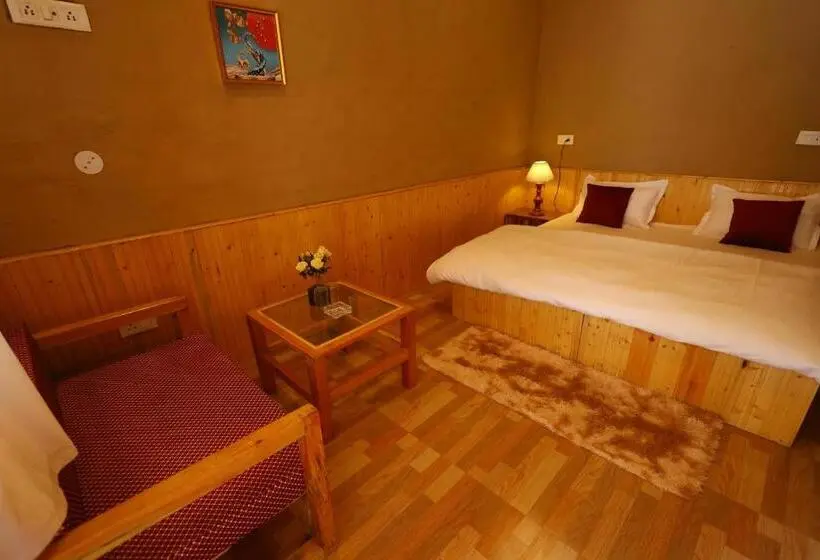 デラックススイート, Tirthan Village Resort Tirthan Valley