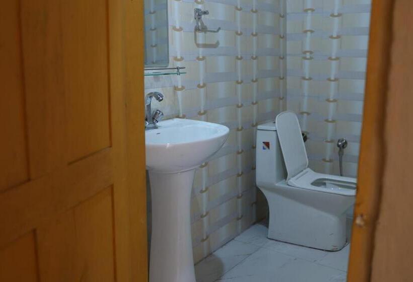 豪华房间, Tirthan Village Resort   Tirthan Valley