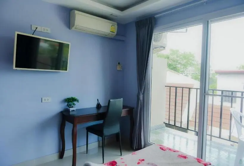 استودیو استاندارد با بالکن, Patamnak Beach Guesthouse