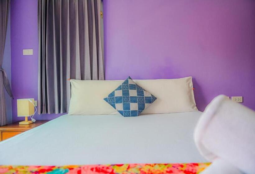 Quarto Triplo Comfort, Patamnak Beach Guesthouse