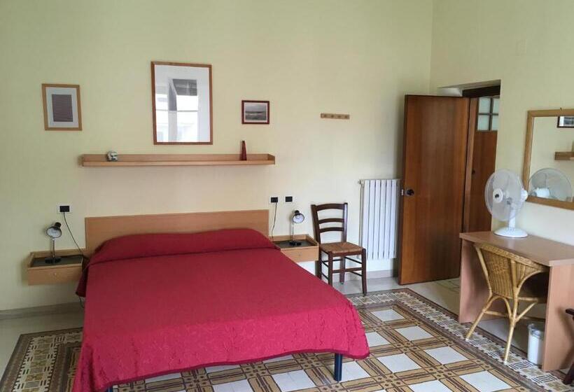 Апартаменты 1 Спальня с Балконом, Residence Santa Maria Suites