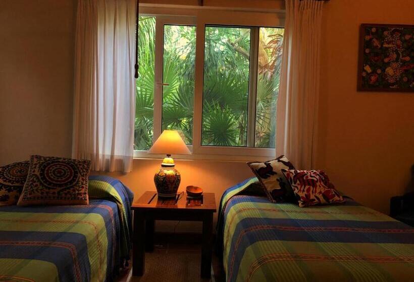 스탠다드 트리플 룸 가든 전망, Casa Kin33